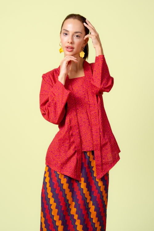 Agnes Kotabaru Kebaya