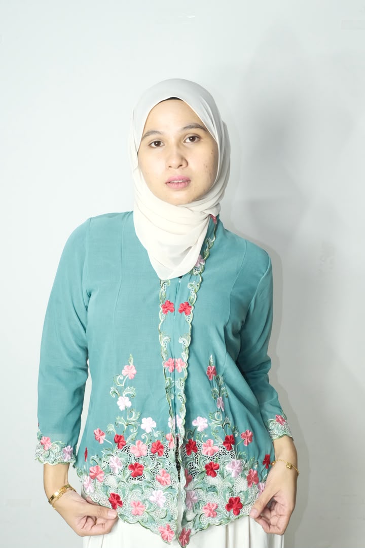 Sri Ayu- Mint - Image 2
