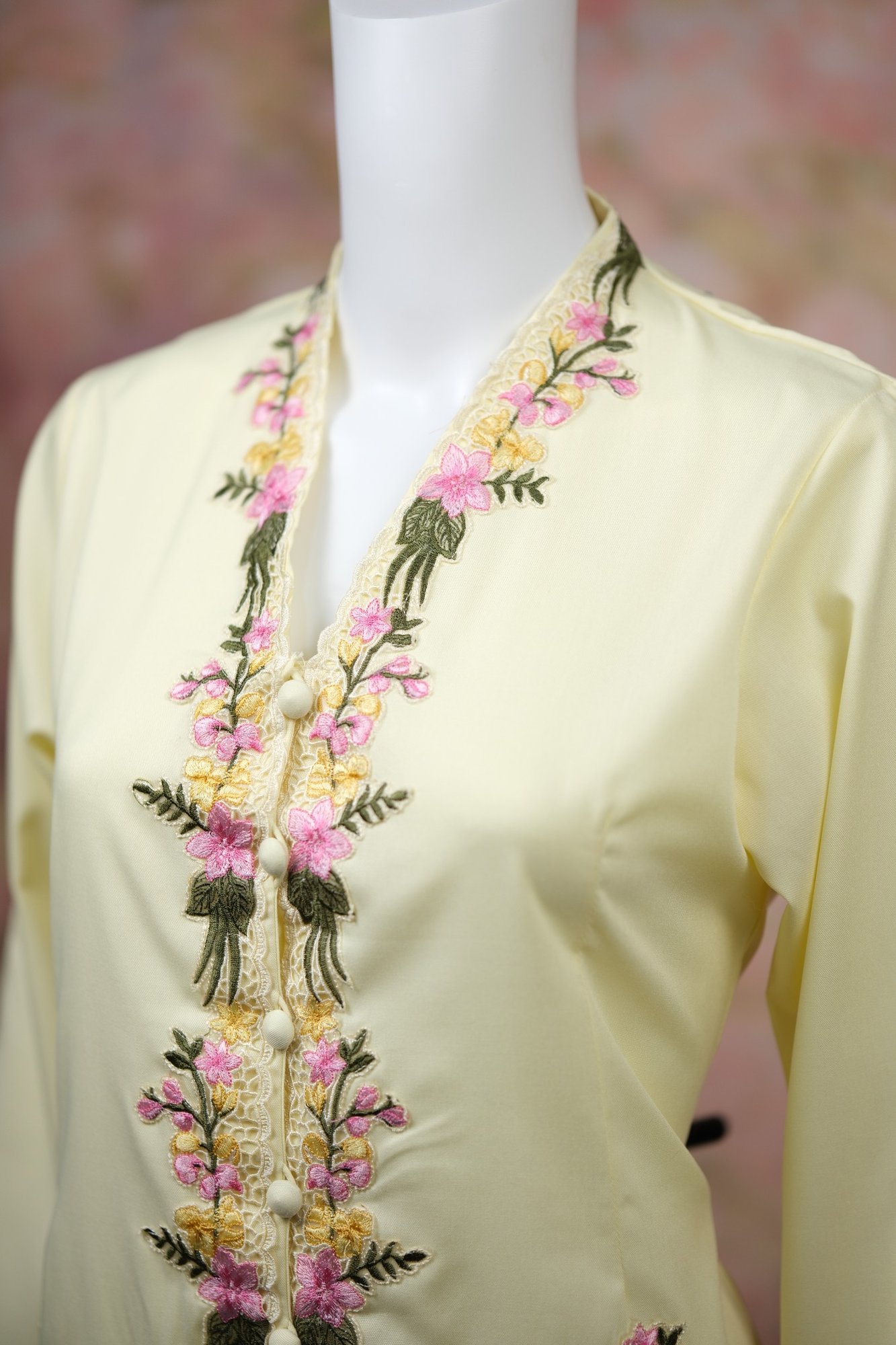 Arunika Soft Yellow - Image 4