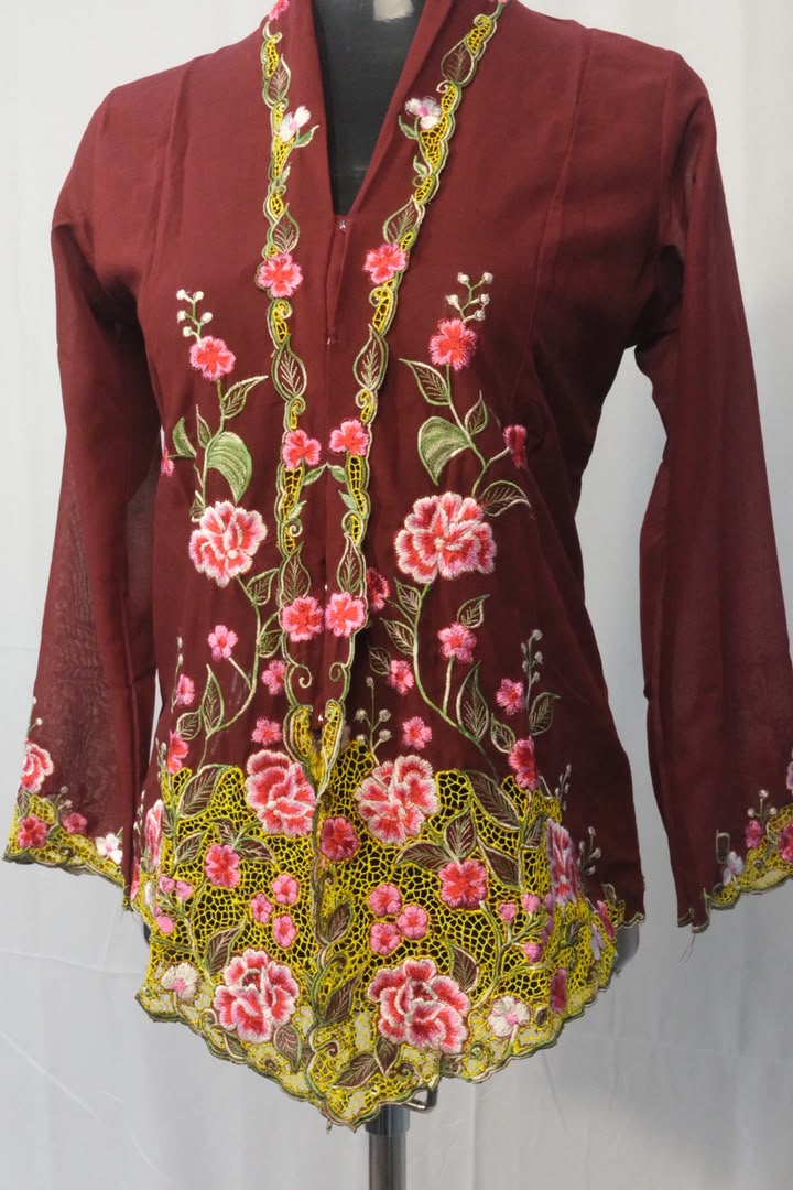 Sri Ayu - Maroon - B3 - Image 2